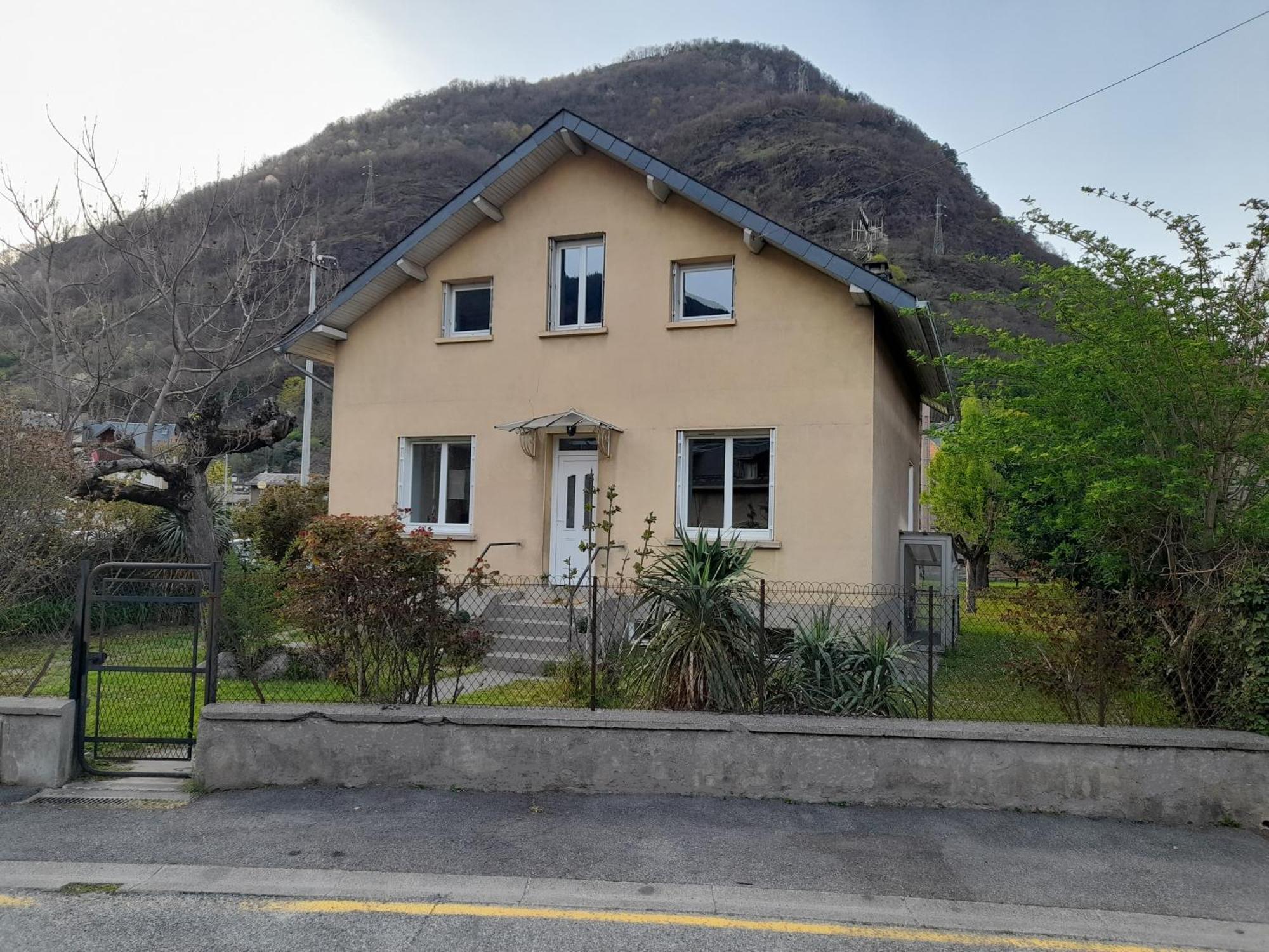Апартаменти T3 Neuf 65M2 5 Personnes Avec Jardin Au Calme, Menage Inclus, Local Velo Bagneres-de-Luchon Екстер'єр фото